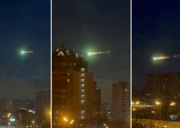 Captan un Objeto Brillante Sobre Moscú