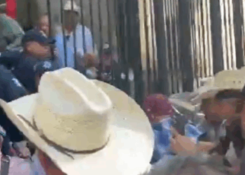 Campesinos Estallan Contra la Segob por el Precio del Grano