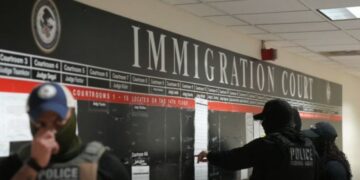 «Trump planea cambios en ICE ante frustración por bajo número de arrestos migratorios»