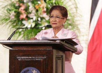 «Trinidad y Tobago Ejecuta Deportación Masiva de Migrantes Venezolanos»