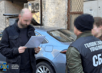 «Arrestan a británico en Ucrania por presunto espionaje a favor de Rusia»