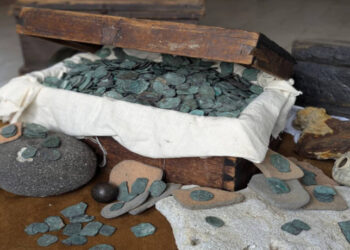 Descubren Tesoro de un Millón de Dólares de la Flota Española de 1715 en Florida 💰