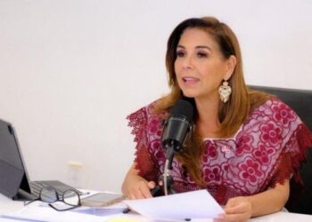 Destaca Mara Lezama solidaridad de Q. Roo y avances en salud durante su programa