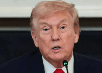 El Cierre del Gobierno de EE. UU. se Vuelve Más Amargo por las Tensiones Políticas