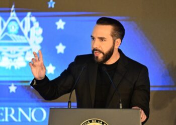 El Salvador Prohíbe el Lenguaje Inclusivo en Centros Educativos