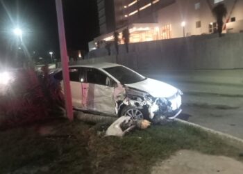 Fuerte Accidente de un Vento sacude la Zona Hotelera de Cancún