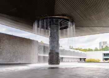 Fuerte Alza en la Cuota del Museo Nacional de Antropología