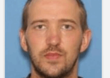 Arrestan a Hombre por Intrusión Nocturna y Abuso Sexual En Oregon.