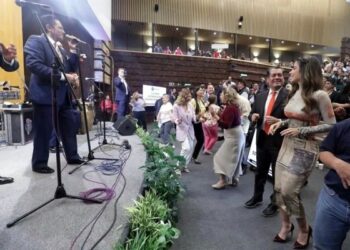 La Fiesta de San Lázaro Genera Críticas en Plena Emergencia