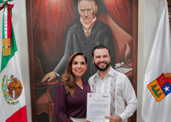 Erik Arcila Asume la Oficina de la Gobernadora