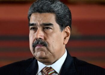 Maduro advierte que Venezuela responderá si Estados Unidos decide atacar