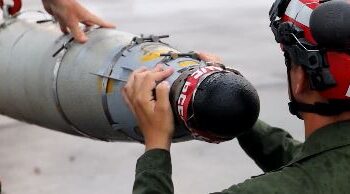 Marines Despliegan F-35B Armados Contra el Narco-Terrorismo de Maduro