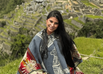 'Miss Paraca': Ex-Candidata a Señorita Colombia Desata Polémica por Preguntas sobre Asesinar a Petro