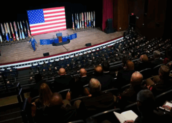 Mujeres en el ejército de EE.UU. responden a los dichos del secretario de Defensa