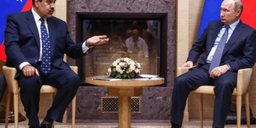 «Putin Sella Acuerdo Estratégico con Venezuela y Refuerza Cooperación Militar»