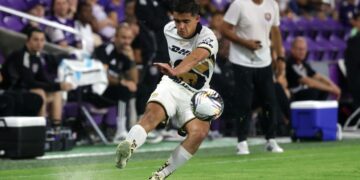 Rodrigo López y JJ Macías defienden el prestigio de Pumas