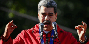 Venezuela Acusa a EE.UU. de Buscar el Derrocamiento de Maduro