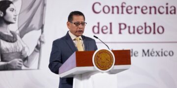 SICT Reitera Prohibición de Uber en Terminales Aéreas Mexicanas: Empresas y Usuarios en Debate