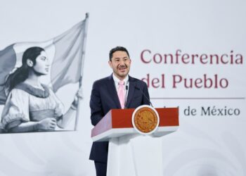 Tecnología Médica de Punta: El ISSSTE Dispara la Cirugía Robótica contra el Cáncer