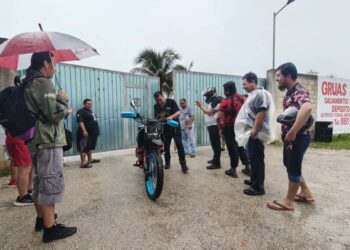 «Mara Lezama y FGE Quintana Roo dan vehículos recuperados sin costo a víctimas de robo»