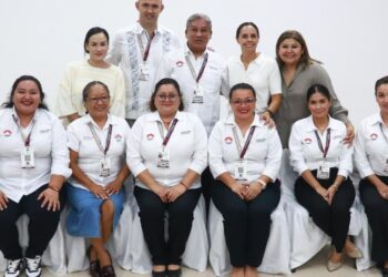 PROMUEVE ANA PATY PERALTA PROFESIONALIZACIÓN DE SERVIDORES PÚBLICOS