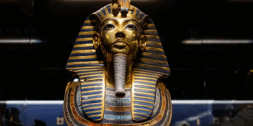 El Gran Museo Egipcio Abre sus Puertas: Un Tesoro Milenario Frente a las Pirámides