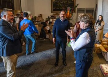 Edoméx moviliza 15 toneladas de víveres para damnificados por lluvias en Hidalgo