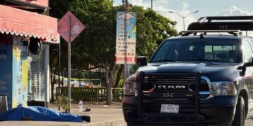 SEGUNDA EJECUCIÓN DE LA MAÑANA EN CANCÚN: Hombre asesinado a balazos en fraccionamiento Cielo Nuevo; hay un detenido
