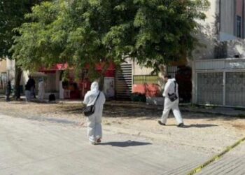 Enfrentamiento a balazos deja 3 detenidos y un policía herido en la Región 107 de Cancún