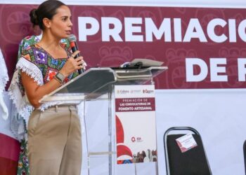 Reconoce Ana Paty Peralta el talento artesanal como motor de desarrollo económico y preservación cultural