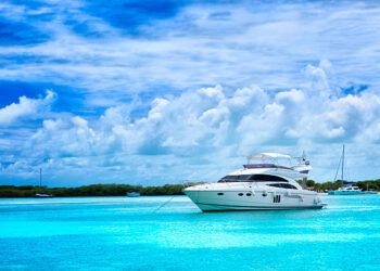 ¡Lujosos Exentos! Morena Veta Impuestos a Jets y Yates de Millonarios