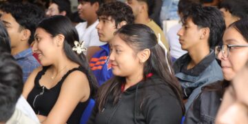 Conferencias Motivacionales Fortalecen desarrollo de Jóvenes Universitarios