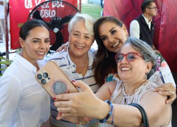 Ana Paty Peralta y Mara Lezama escuchan a la ciudadanía en «La Voz Del Pueblo”