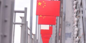 Declaran alerta máxima en la India tras explosión mortal de un coche