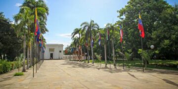 Venezuela y la ONU exigen a EE.UU. detener los bombardeos en el Caribe por posibles crímenes internacionales