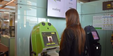 Aena Multada con Millones por Reconocimiento Facial Tras Decisión de la AEPD