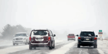 Alerta Máxima por Nieve por Efecto Lago: Advierten a viajeros posponer planes en el Noreste de EEUU