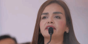 Apoyo a Michoacán es Permanente: Sheinbaum Responde a Alcaldesa de Uruapan