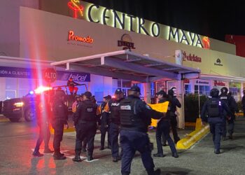 Bloqueo Ilegal en la Entrada Sur de Playa del Carmen Autoridades Restablecen el Libre Tránsito