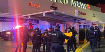 Bloqueo Ilegal en la Entrada Sur de Playa del Carmen Autoridades Restablecen el Libre Tránsito