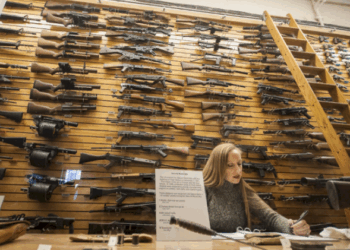 «México supera a Estados Unidos en decomisos de armas en la frontera»