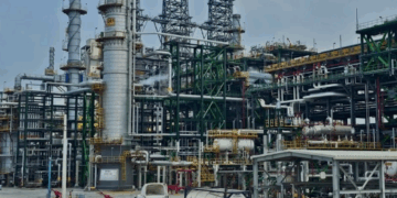 «Producción de Dos Bocas alcanza récord histórico con un aumento del 87.5% en septiembre»