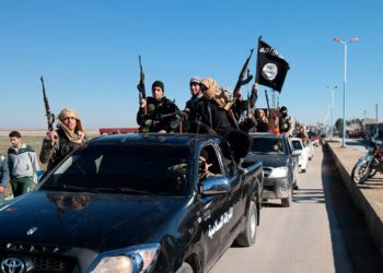 «Operativo de E.U arrasa más de 15 depósitos de armas de ISIS en el sur de Siria»