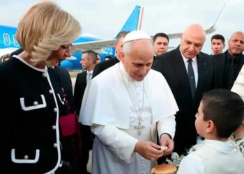 «Papa León XIV respalda solución de dos Estados como vía para la paz en Oriente Medio»