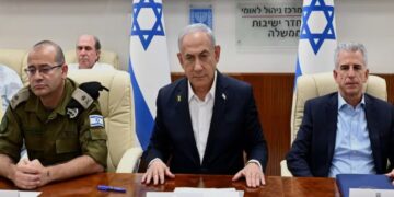 «Netanyahu solicita clemencia presidencial en medio de su juicio por corrupción»