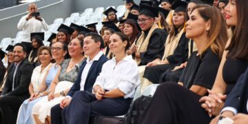 Egresados de la UT Cancún fomentaran el Futuro