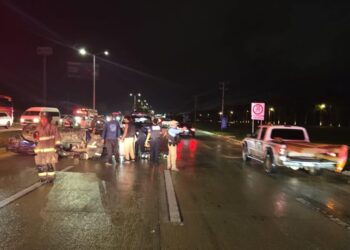 Fuerte Accidente en Boulevard Colosio: Tránsito Activa Medidas de Seguridad Vial