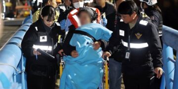 Guardia Costera Surcoreana Aborda y Detiene a la Tripulación de un Buque Chino