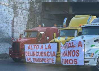 Megabloqueo de transportistas paraliza carreteras en CdMx y Edomex: exigen freno a extorsiones e inseguridad