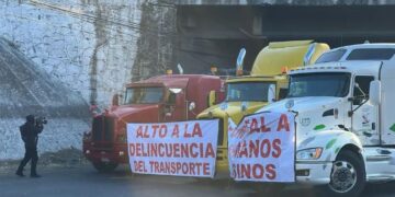 Megabloqueo de transportistas paraliza carreteras en CdMx y Edomex: exigen freno a extorsiones e inseguridad